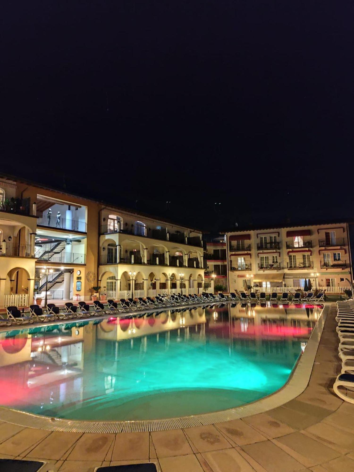 Giardino Dei Colori Dianella Appartamenti Pool Relax &Family Friendly Toscolano Maderno Εξωτερικό φωτογραφία